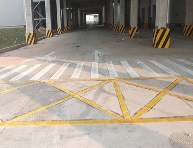 白城白城厂区道路标线施工